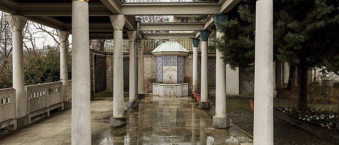 Гробница Гюль-Баба Тюрбеже