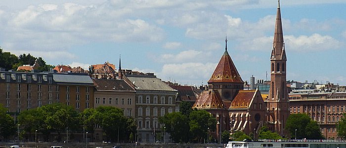 Протестантская церковь на площади Дежу Шилагьи